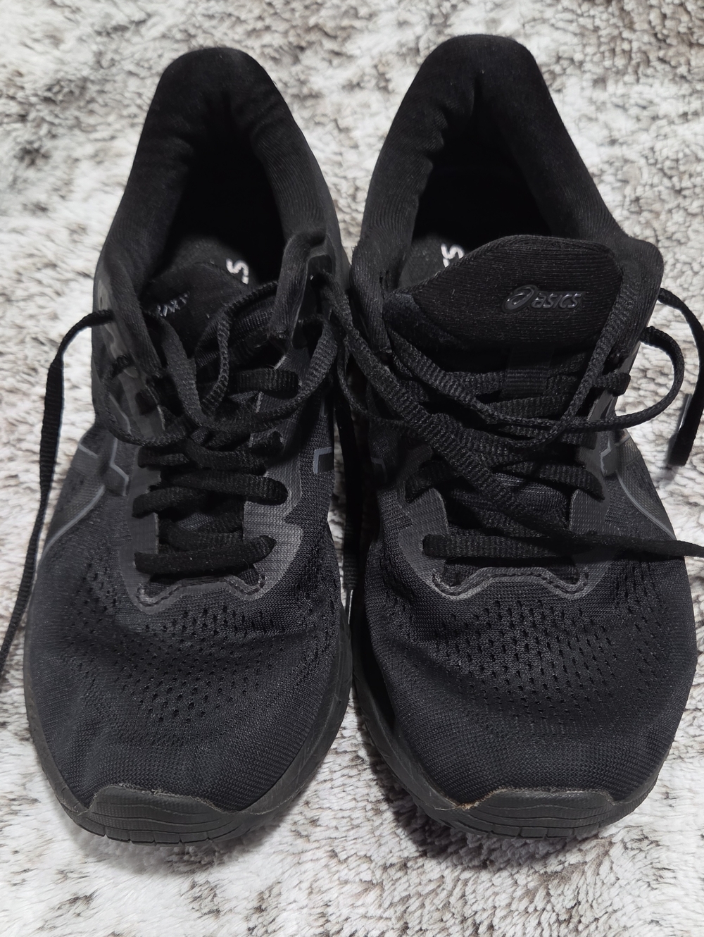 ASICS Black Running Shoes — Lightweight Support